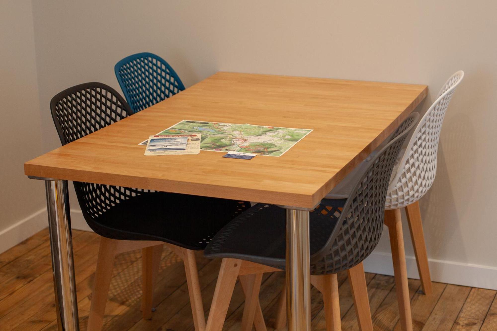 Appartement Avec Garage Prive - Latre Location *