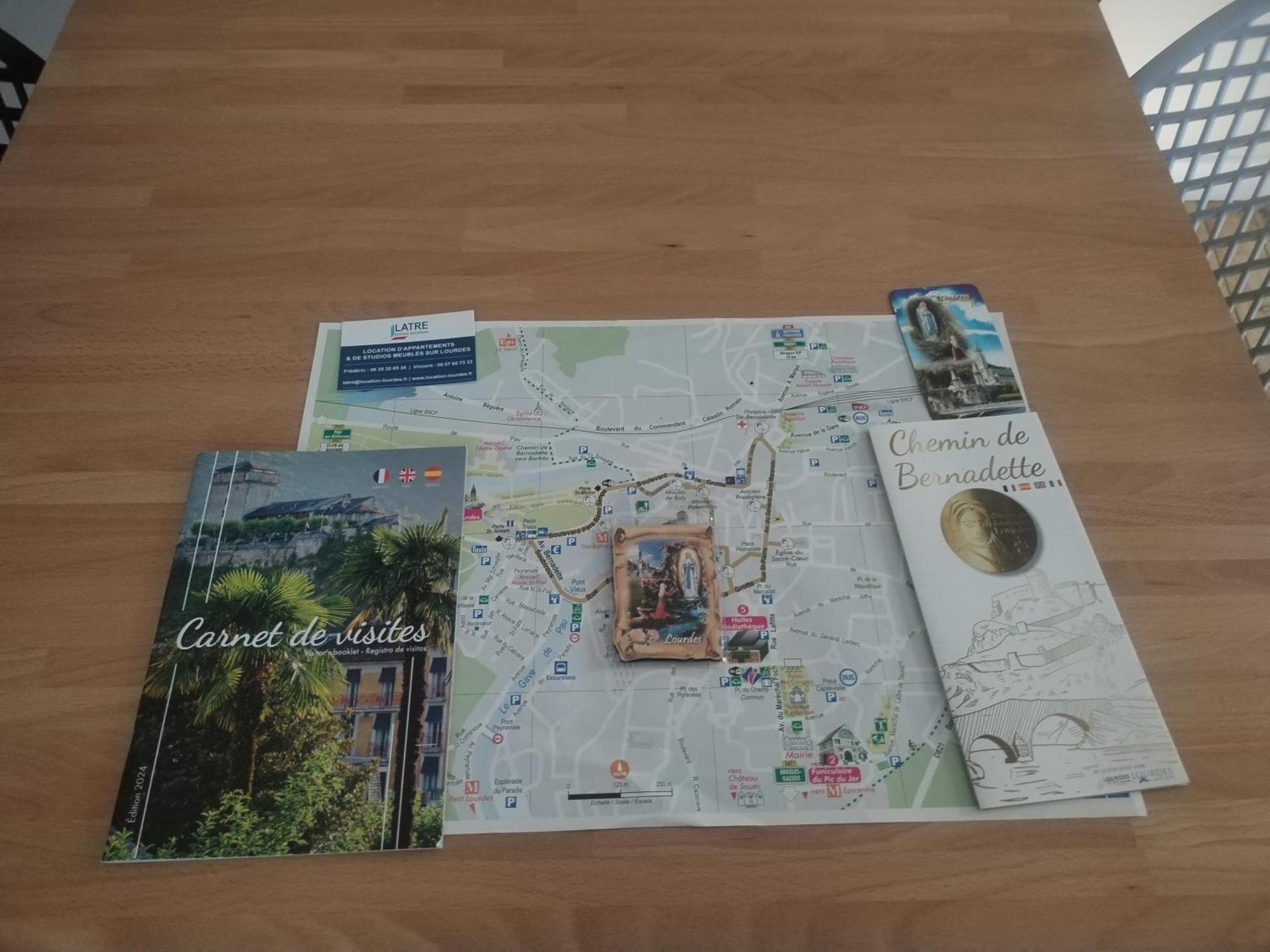 Apartamento Avec Garage Prive - Latre Location *