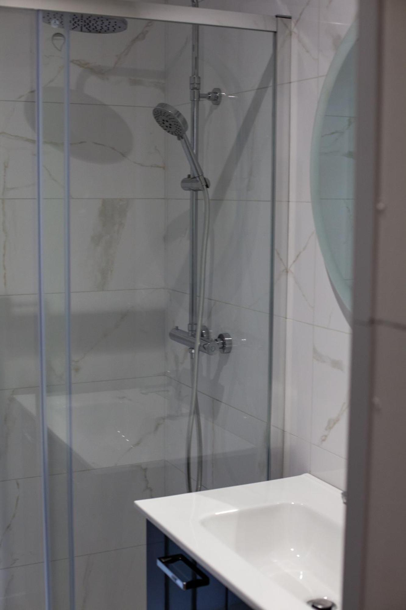 Apartamento Avec Garage Prive - Latre Location